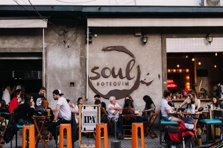 Soul Botequim comemora IPA Day com chope Lagunitas e programação especial